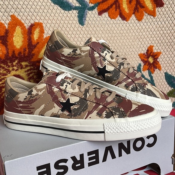 Converse A03679C
ONE STAR PRO OX
VINTAGE KHAKI/BLACK/EGRET
WMNS sneakers - Picture 3 of 16